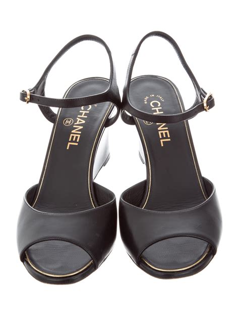 chanel wedge